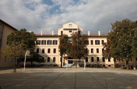 Fransa sonunda yelkenleri indirdi: Yönetmeliğe aykırı kayıt yapıyorlardı!