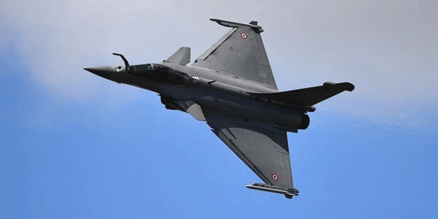 Fransız Rafale rakip çıktı