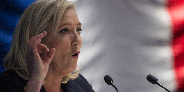 Fransız siyasetçi Le Pen'den skandal 