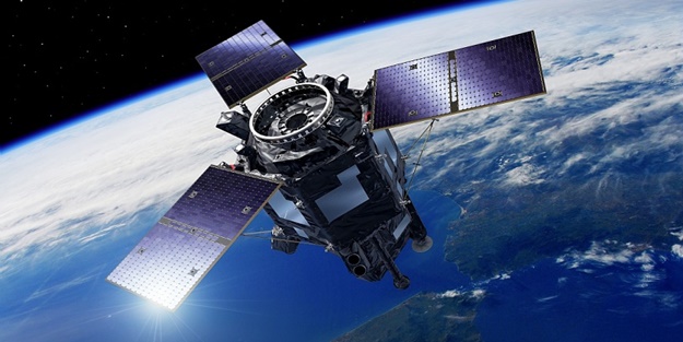 Fransızlardan beceriksizlik! 8 dakikada uyduyu kaybettiler