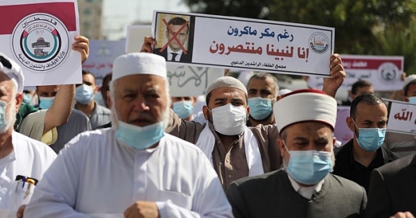 Fransızları boykot Müslümanın görevi