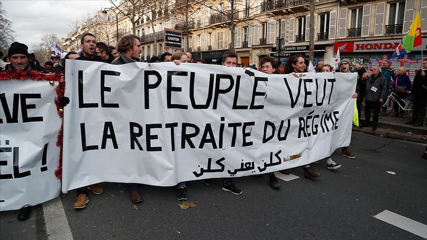 Fransızların yüzde 57'si emeklilik reformuna karşı