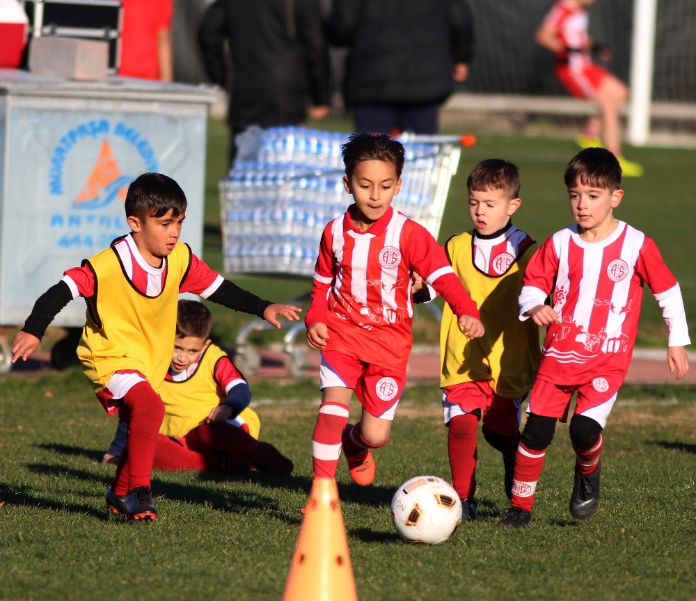 Fraport TAV Antalyaspor’da altyapı yakın takipte 