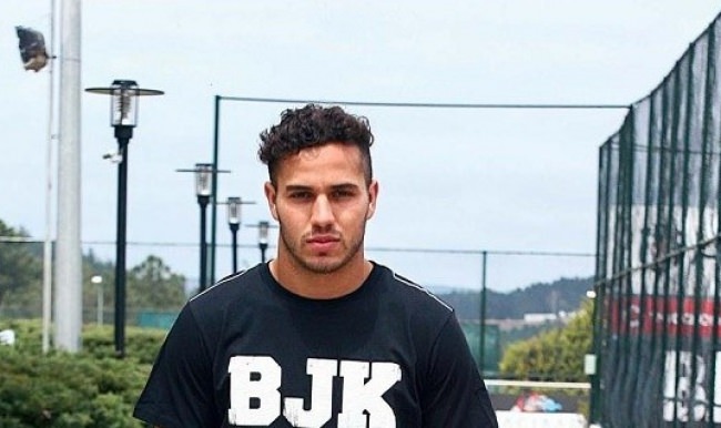 Frei, Emre Mor üzerinden isyan etti