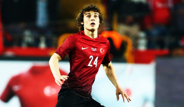 Freiburg'dan açıklama! Arsenal-Çağlar...