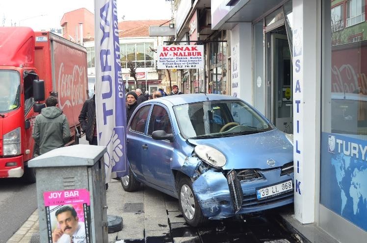 Fren yerine gaza bastı, olanlar oldu 
