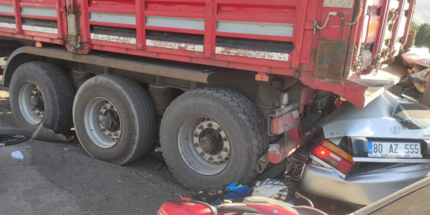 Freni boşalan tır dehşet saçtı!