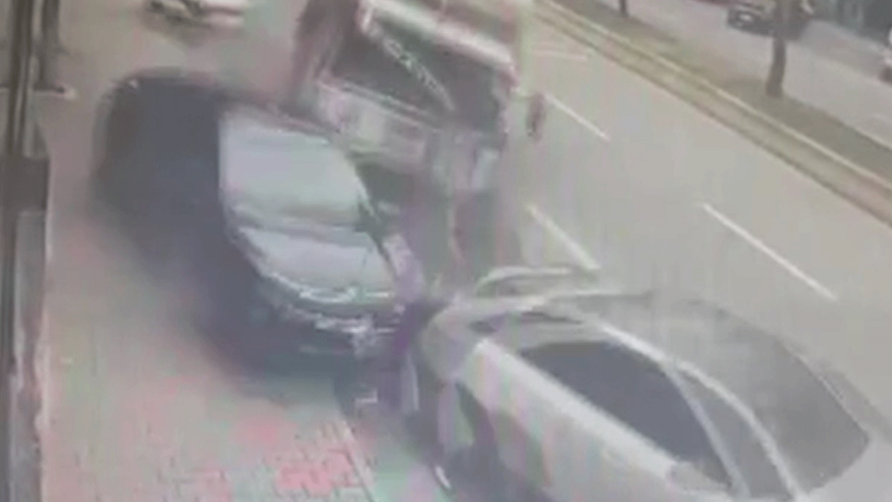 Freni boşaldı, 5 aracı pert etti!