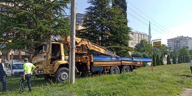 Freni patlayan vinç dehşet saçtı! Ölüler var
