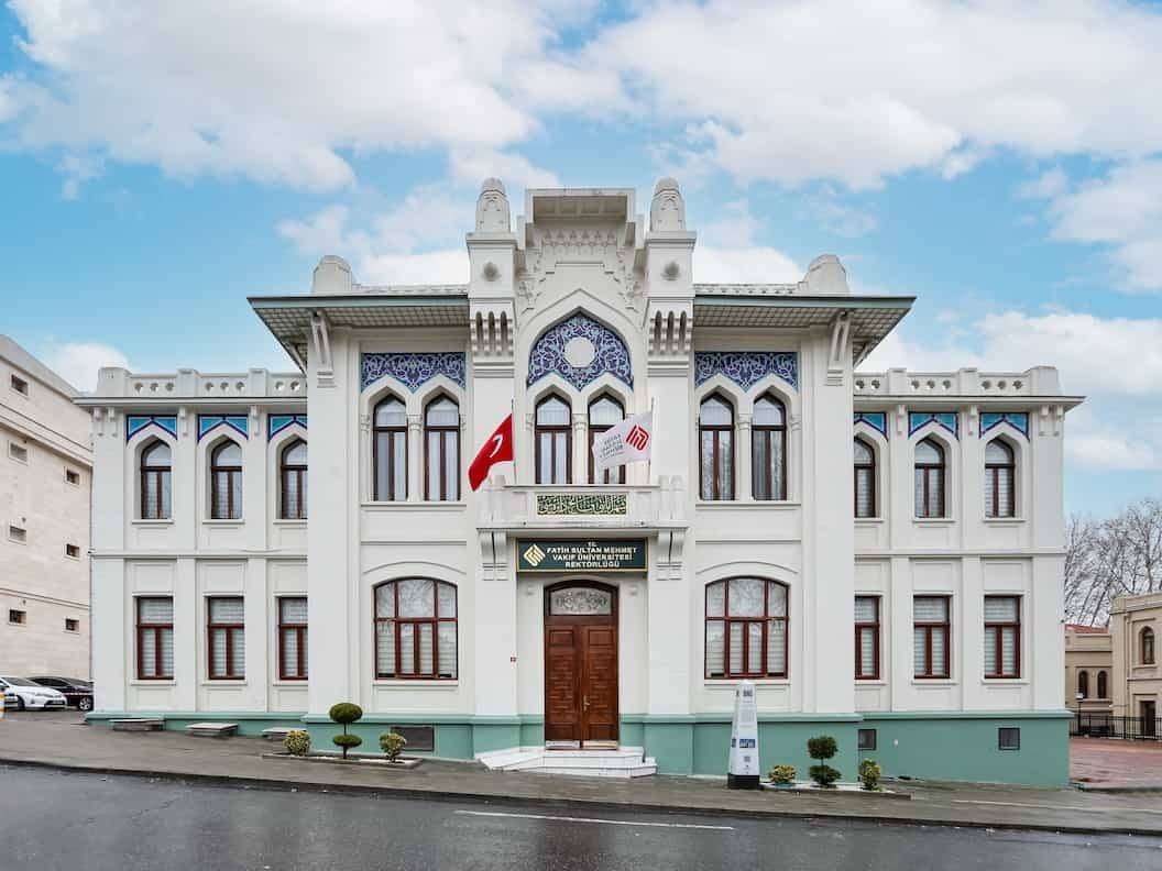 FSM Vakıf Üniversitesi öğretim üyesi alıyor
