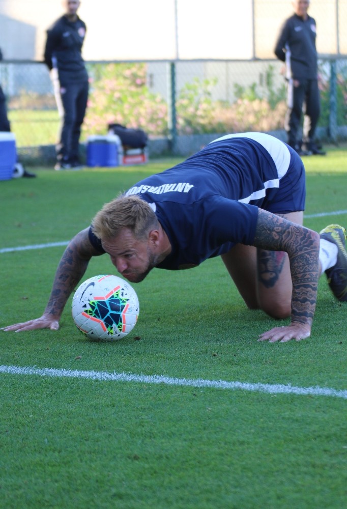 FTA Antalyaspor’da neşeli idman 