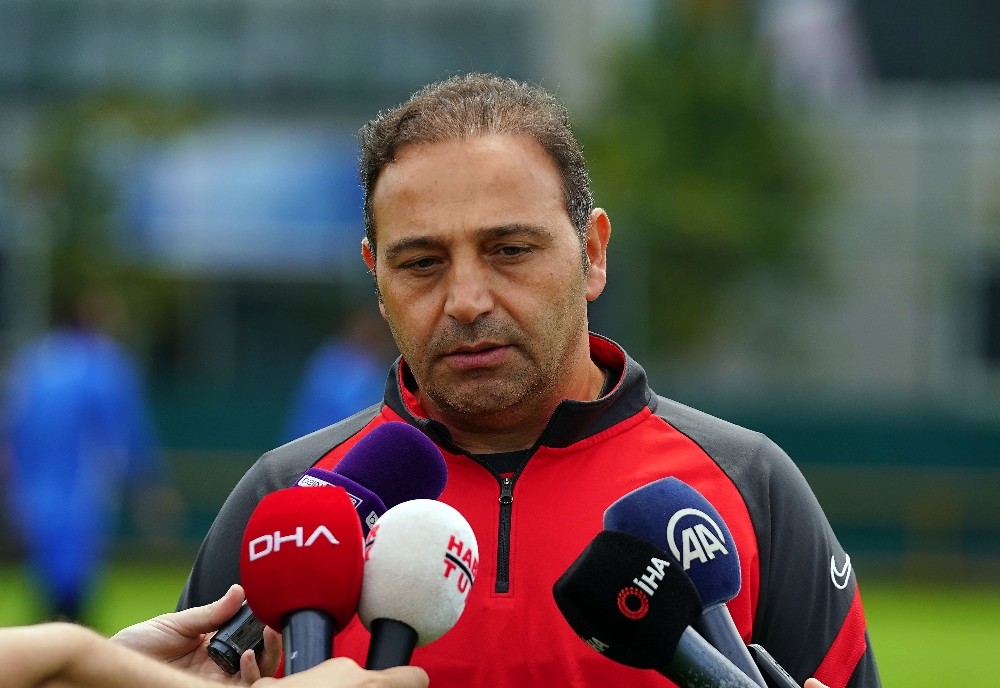 Fuat Çapa: “Fenerbahçe’ye 90 dakikadan fazla konsantre olmalıyız” 