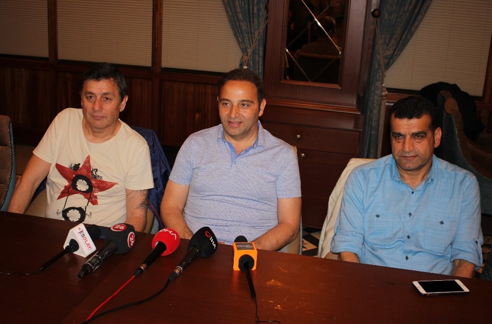 Fuat Çapa, sezon ve takımdaki geleceğini değerlendirdi 