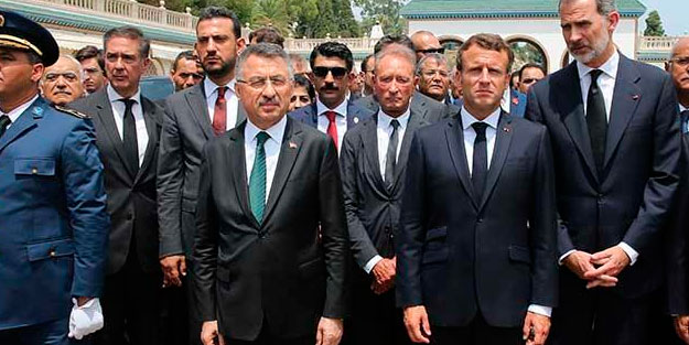 Fuat Oktay, Tunus'ta Sibsi'nin cenaze törenine katıldı