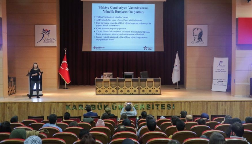 Fulbright bursu konusunda öğrenciler bilgilendirildi 