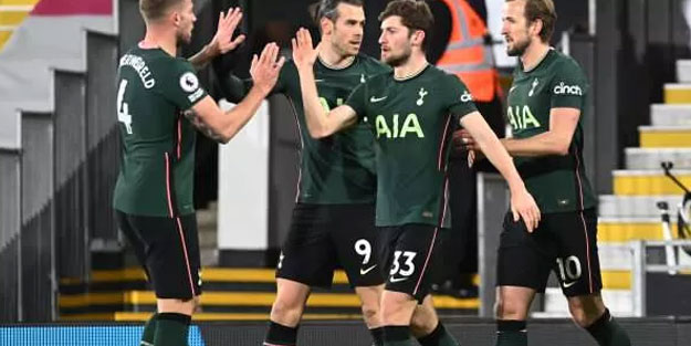 Fulham kendi kalesine gol atınca Tottenham kazandı