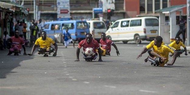 Futbol aşkları engel tanımıyor