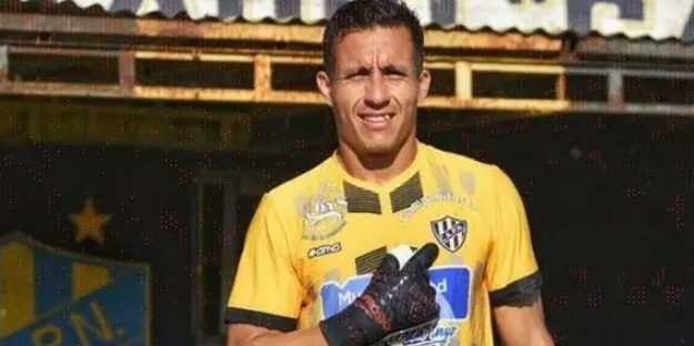 Futbol dünyası bu haberle çalkanıyor! Sosyal medya hesabından resmen duyurdu...