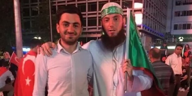 Futbol dünyası darbeye karşı durdu