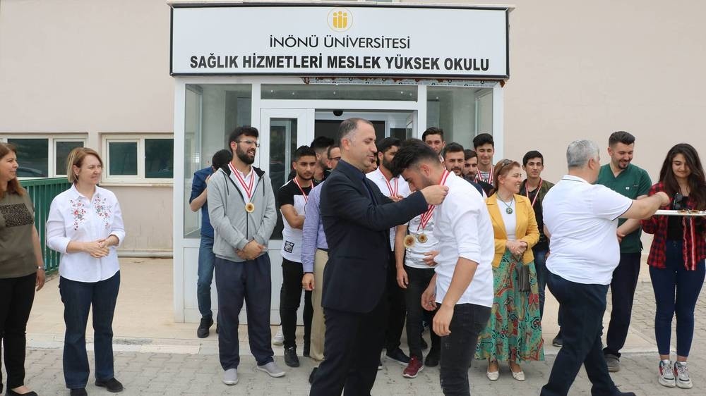 Futbol turnuvasının ödül töreni yapıldı 