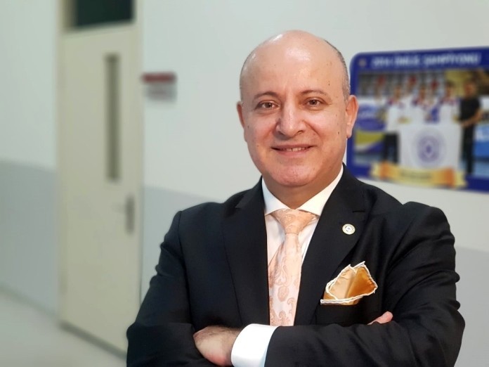 “Futbolcu maaşlarında indirim olmazsa spor kulüpleri konkordato ilan edebilir!” 