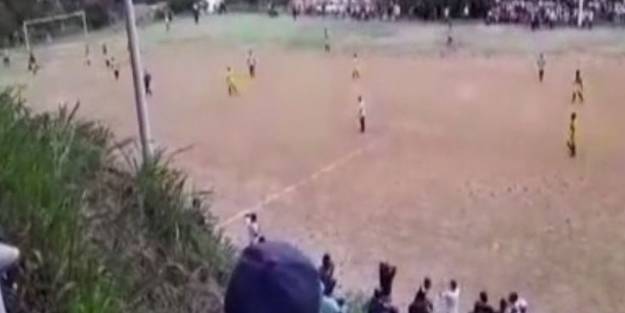 Maç esnasında silahlı çatışma! Futbolcular ve taraftarlar çapraz ateş altında kaldı