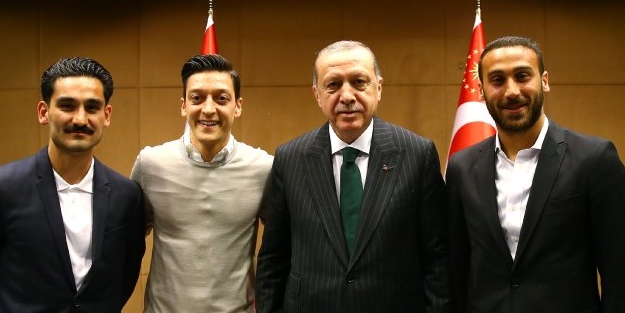 Futbolcuların Erdoğan ile görüşmesi, Almanları kudurttu!