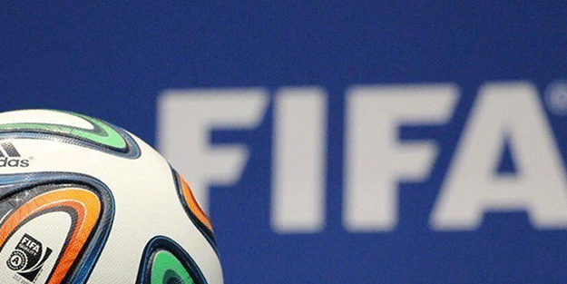 Futbolda ofsayt tartışmalarının önüne geçilecek! FIFA test ediyor