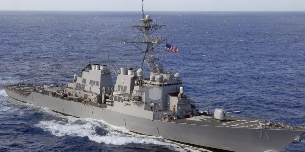 Füze avcısı USS Donald Cook Türkiye karasularında