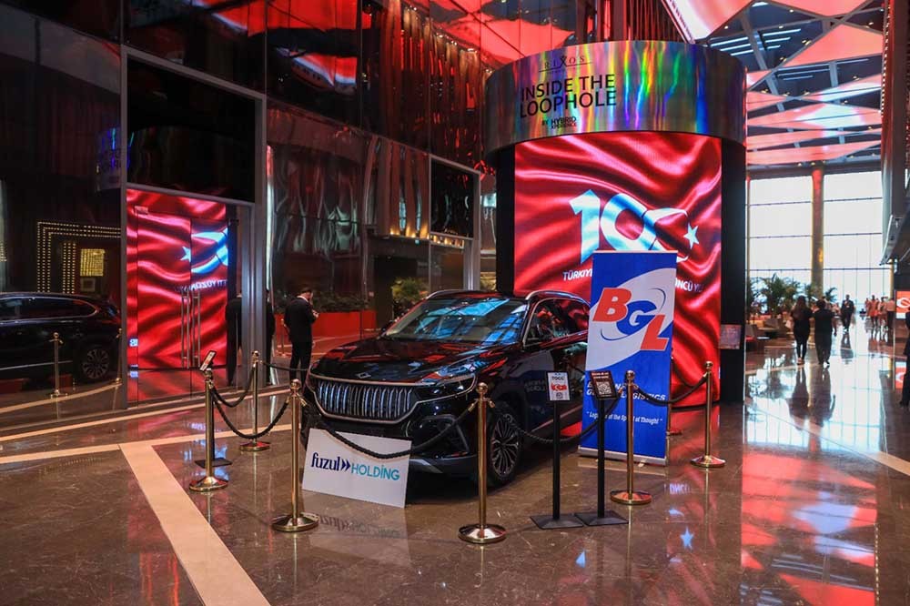 Fuzul Holding millî gururumuzu Abu Dhabi’ye götürdü