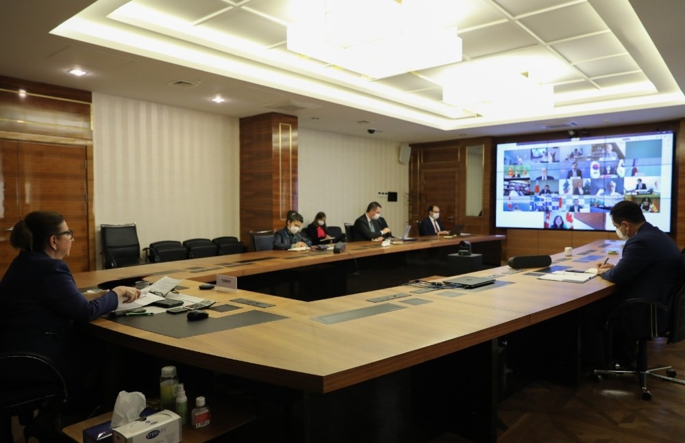 G-20 ülkeleri Covid-19 gündemiyle toplandı 