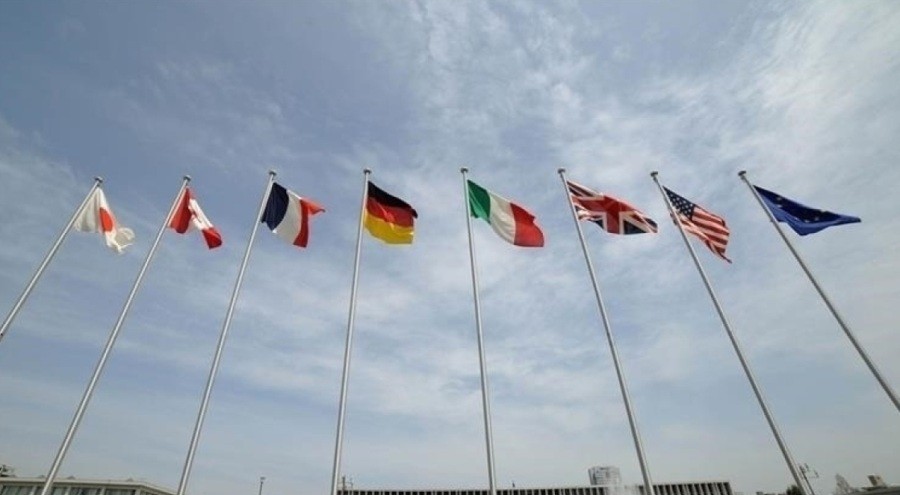 G7 Toplantısı olaylı başladı! ABD bayrağı yakıldı