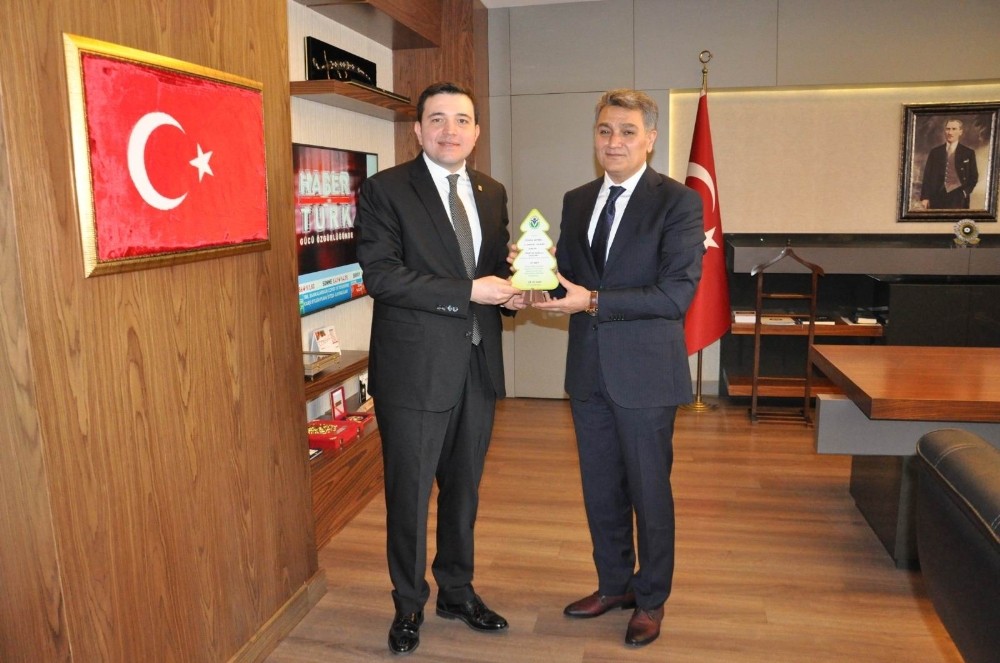 GAGİAD Yönetim Kurulundan Cengiz Zeybek’e ziyaret 