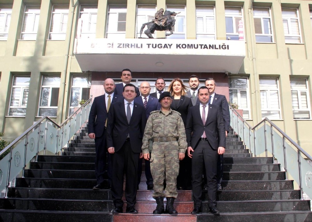 GAGİAD’dan 5. Zırhlı Tugay Komutanlığı ziyareti 