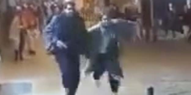 Galata Kulesi yakınlarında panik! Vatandaşlar can havliyle kaçtı