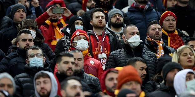 Galatasaray 90'da yıkıldı