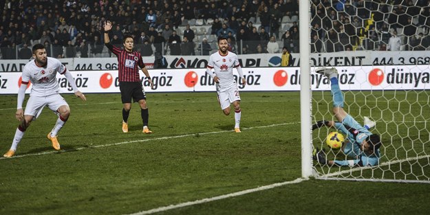 Galatasaray Ankara'dan 1 puanla döndü