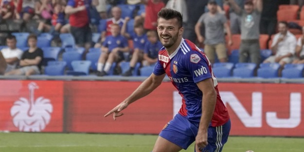 Galatasaray aradığı golcüyü buldu: Albian Ajeti
