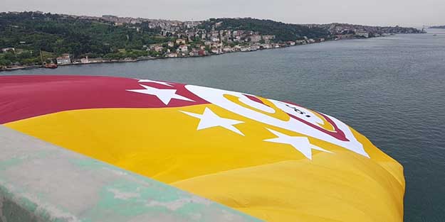 Galatasaray bayrağını 3 yıl sonra oraya astılar!