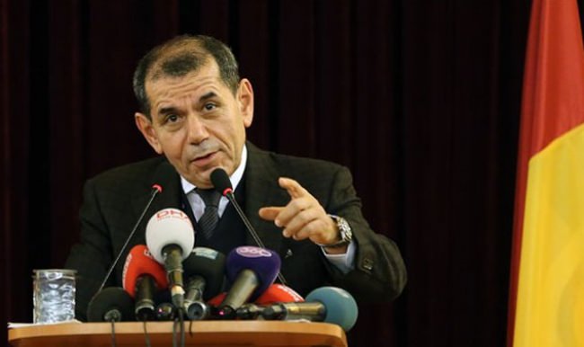 Galatasaray camiası ikiye bölündü!