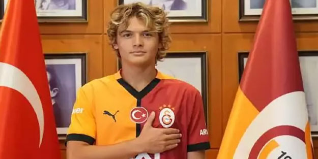 Galatasaray Efe Akman'la 4 yıllık sözleşme imzaladı