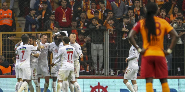 Galatasaray evinde yıkıldı