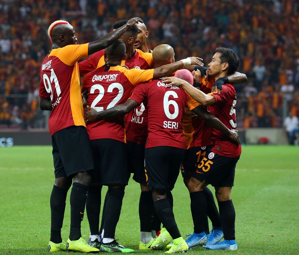 Galatasaray evindeki yenilmezliğini 37’e çıkardı 