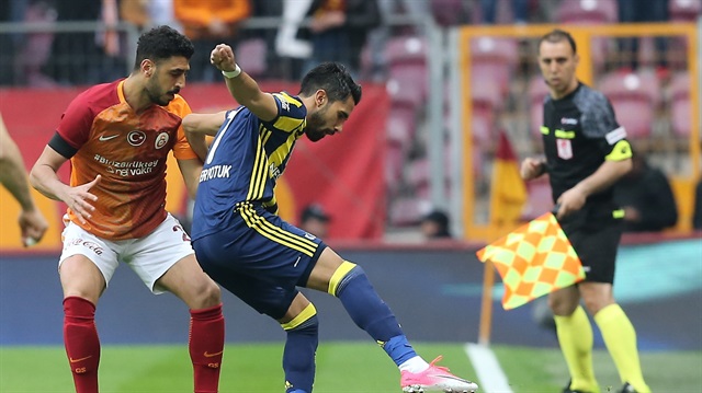 Galatasaray-Fenerbahçe derbisi sosyal medyayı salladı