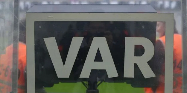 Galatasaray, Fenerbahçe maçlarının yabancı VAR hakemleri belli oldu!