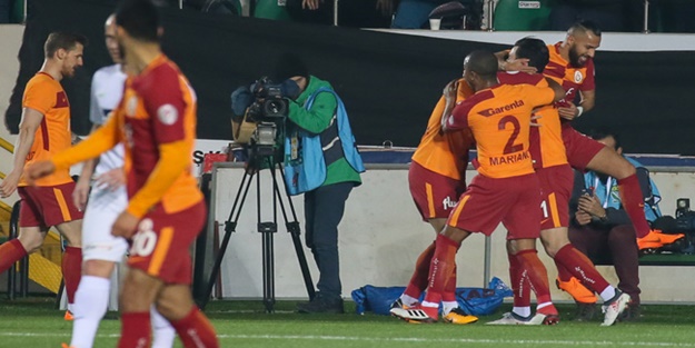 Galatasaray final için avantajı kaptı