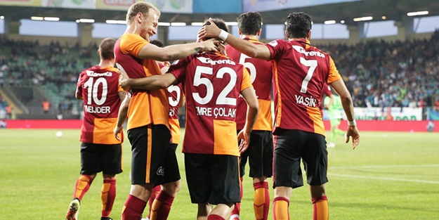 Galatasaray final kapısını araladı