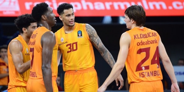 Galatasaray iki uzatma sonunda yıkıldı