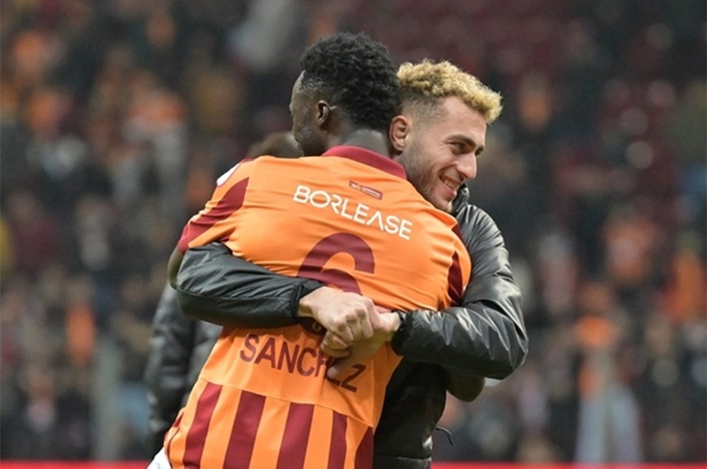 Galatasaray iki yıldızının fiyatını biçti! Belirlenen bonservisler dudak uçuklattı