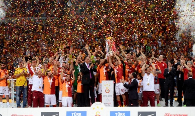 Galatasaray ilk 5 hafta 10'un üstünde puan toplarsa şampiyon